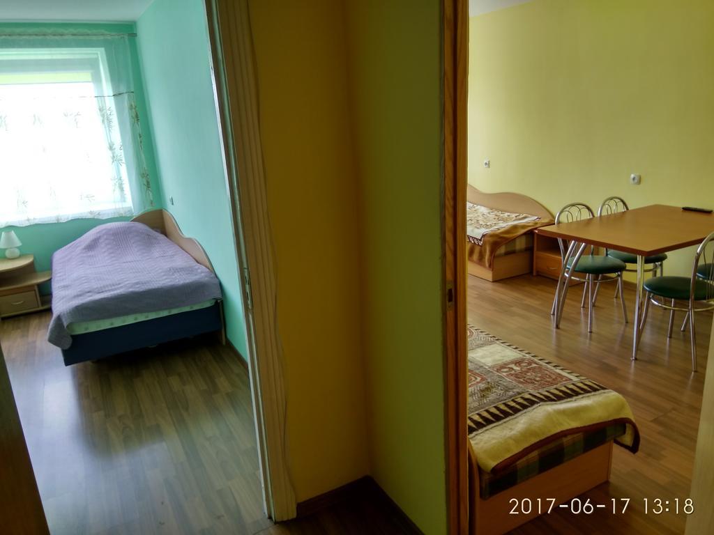 Viesbutis Jurbarkas Ξενοδοχείο Εξωτερικό φωτογραφία